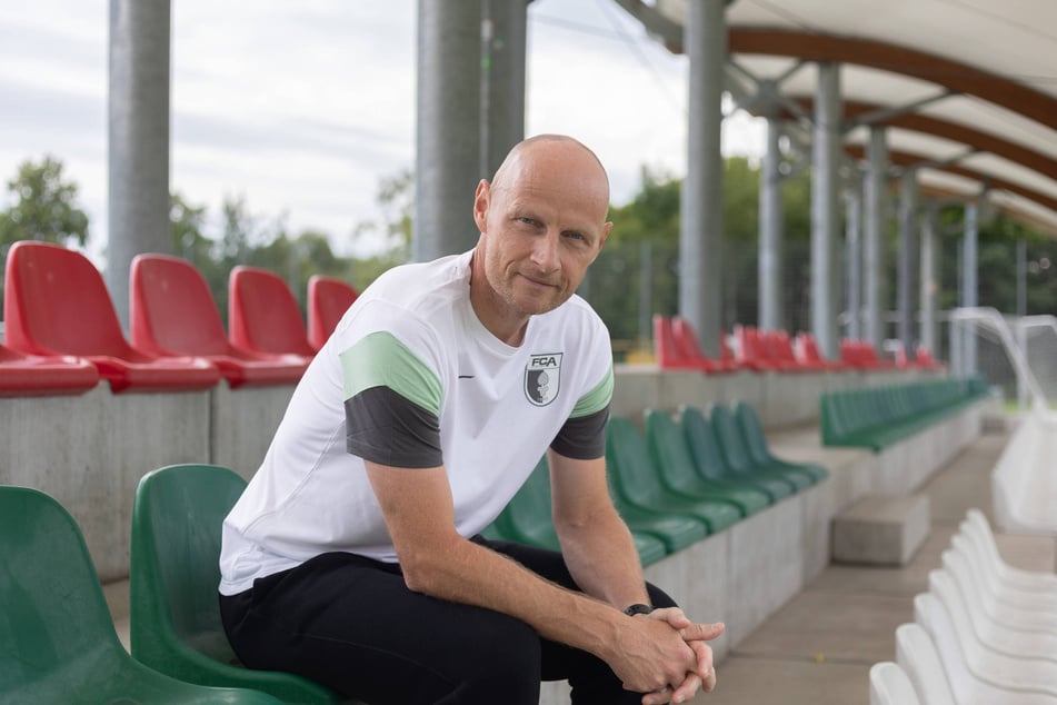 Vater Matthias Heidrich (48) ist jetzt Nachwuchschef bei Bundesligist Augsburg. In der Vorwoche schaute er Sohn Finn zu.