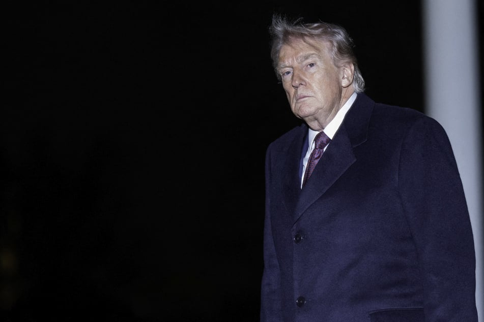 Trump claims he has "absolute right" to charge tariffs in another form