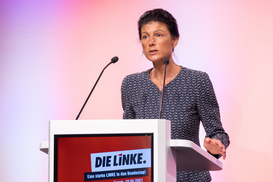 Die 51-Jährige wurde im April nach einer Kampfabstimmung mit 61 Prozent der Stimmen zur Spitzenkandidatin der NRW-Linken nominiert.