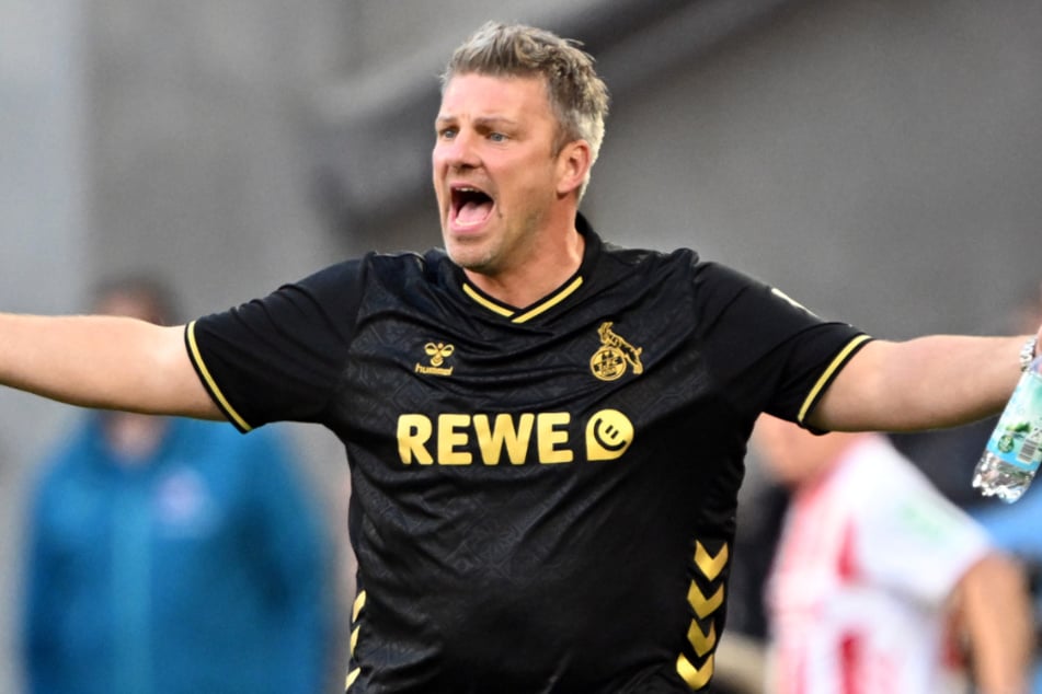 Lukas Kwasniok (44) mischt mit dem 1. FC Köln die Bundesliga auf und belegt nach sieben Spielen aktuell den sechsten Platz.