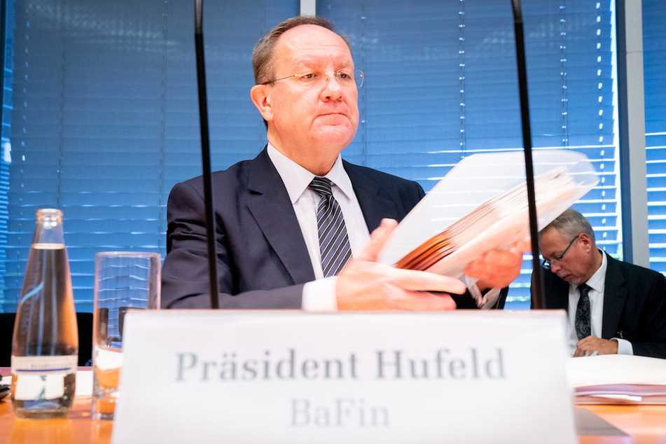 Felix Hufeld, Präsident der Bundesanstalt für Finanzdienstleistungsaufsicht (BaFin) nimmt an der Sondersitzung des Finanzausschusses im Bundestag teil.
