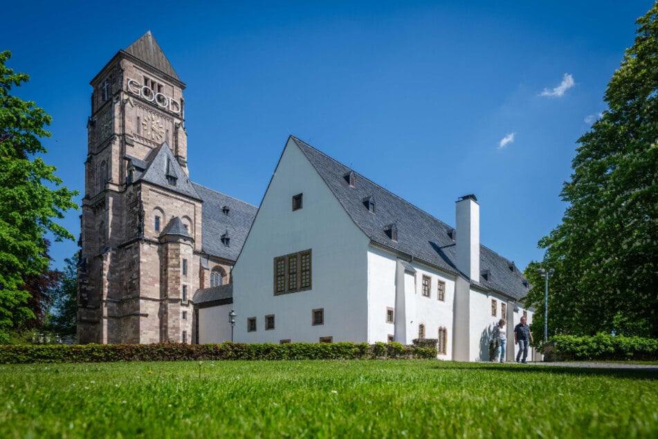 Begebt Euch auf eine besondere Führung durch die Dauerausstellung des Schloßbergmuseums.