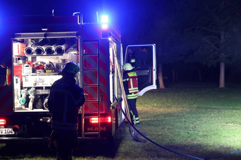 Die Feuerwehr musste am späten Montagabend in den Leipziger Westen ausrücken.