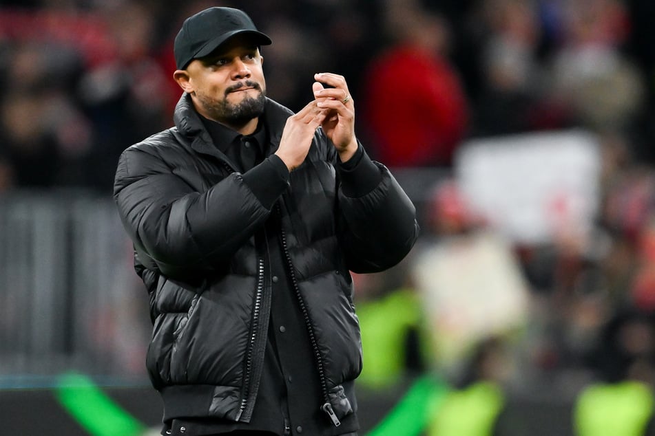 Nach dem furiosen Neun-Tore-Wahnsinn in Paris: Münchens Cheftrainer Vincent Kompany (40) wechselt nur einmal.
