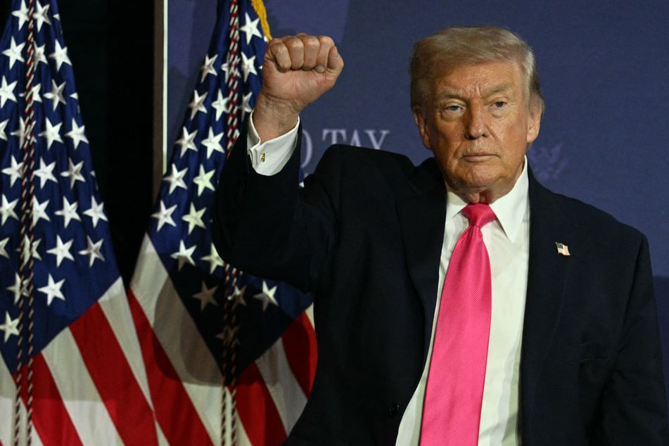 Trump says he's never heard of a corner store in bizarre remarks: "Who the hell wrote that?"