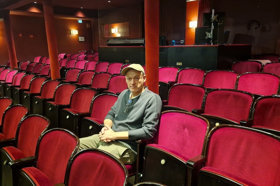 Hajo Schüler (55) bei einer der Proben von "Wunder" im St. Pauli Theater.