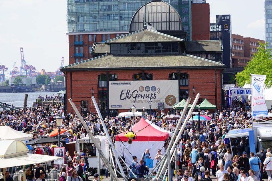 Auf dem St. Pauli Fischmarkt ist immer viel los.