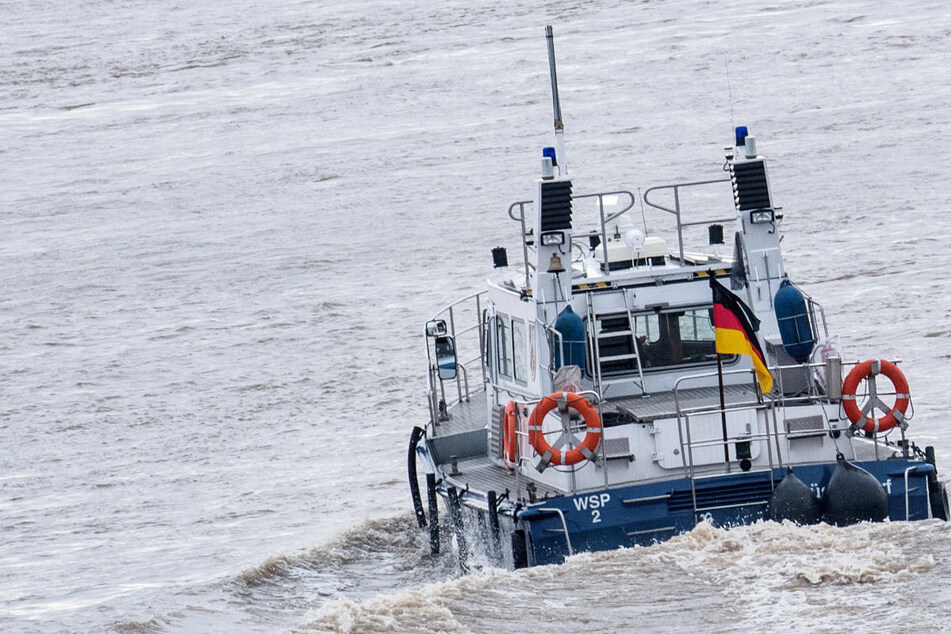 Die Suche nach dem vermissten Mann läuft weiter (Symbolbild).