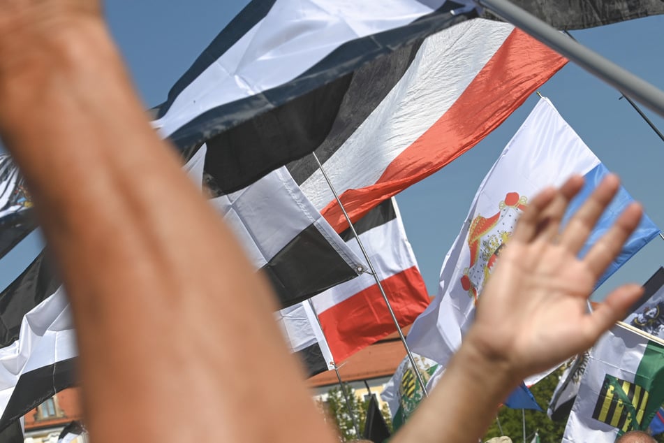 Der Mann hat ein umfassendes Geständnis abgelegt. Dabei hat er sich auch von den Umsturzplänen distanziert.