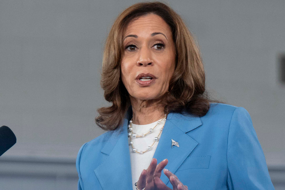 Kamala Harris will be in Pennsylvania on Sunday, making several stops on her campaign bus near Pittsburgh before heading to Chicago for the Democratic National Convention that opens on Monday.