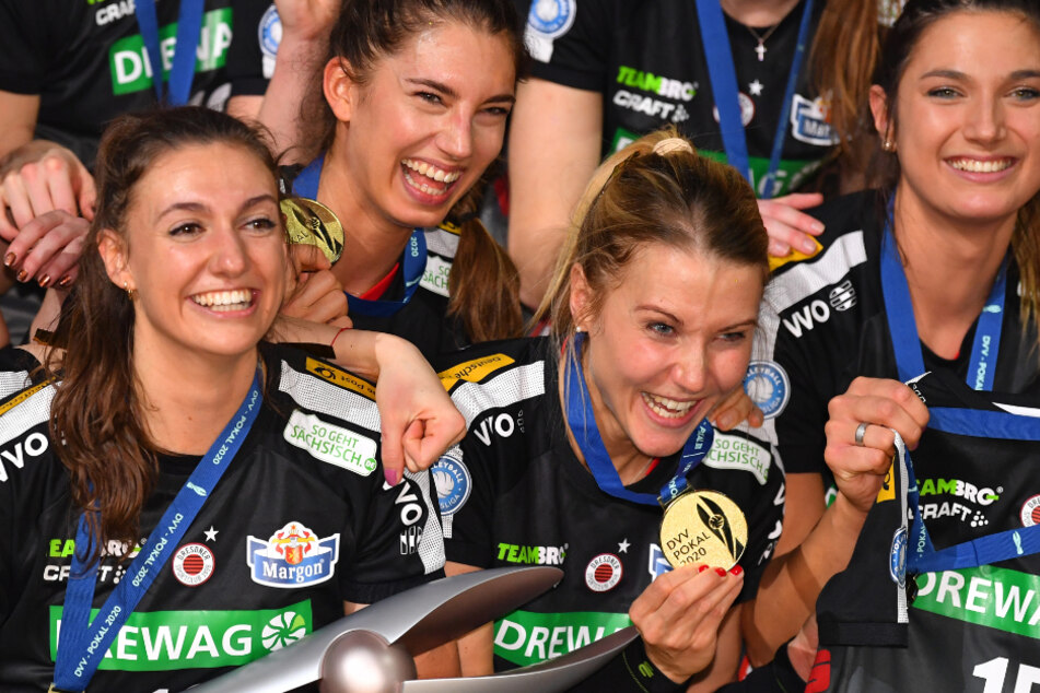 Am 16. Februar erkämpfte der DSC in Mannheim den DVV-Pokal. Als Pokalsieger richtet Dresden nun am 27. September das Supercup-Duell gegen Schwerin aus.