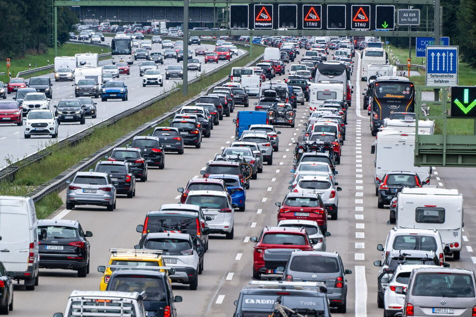 Auch auf den Straßen wird ein Chaos erwartet.