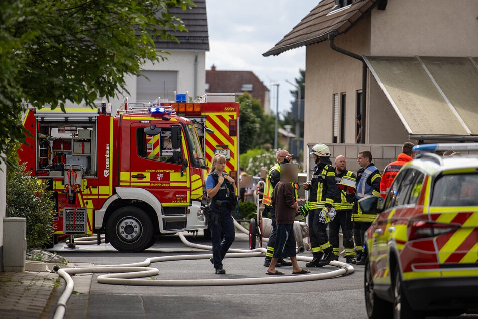 Auch die Polizei rückte am Ort des Geschehens im hessischen Mainhausen an.