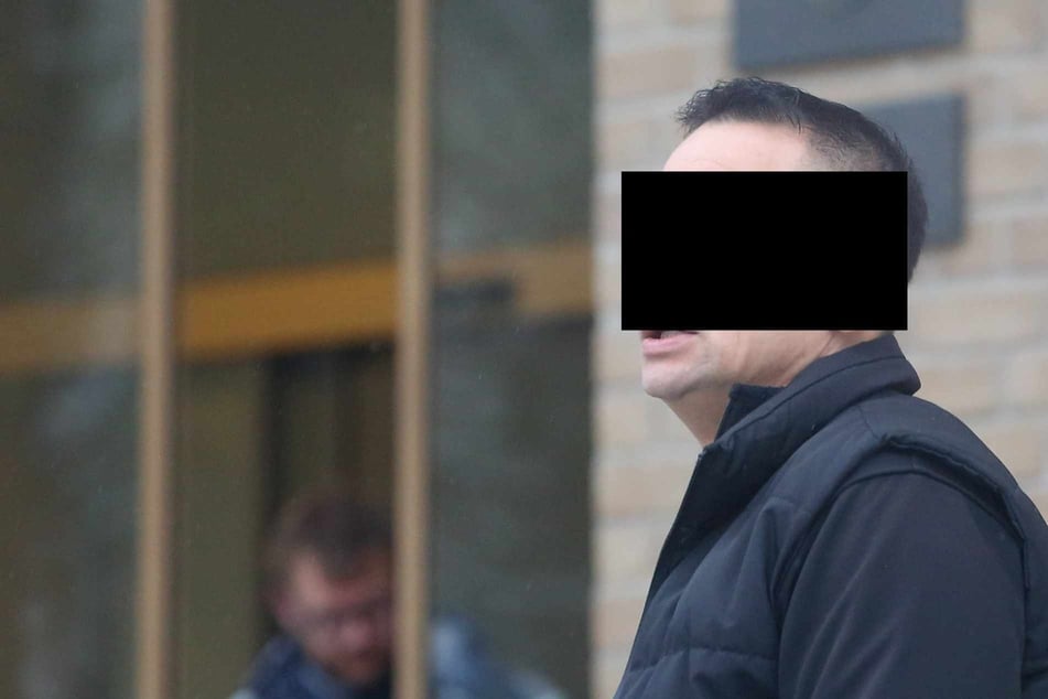 Nach Prügelattacke brüllt er seinen Namen: Schlagkräftiger Tischler verknackt