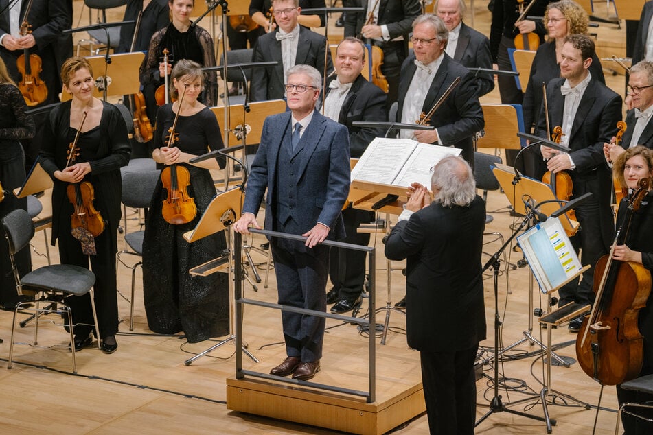 Sir Donald Runnicles applaudiert dem Komponisten Sir James MacMillan (66).