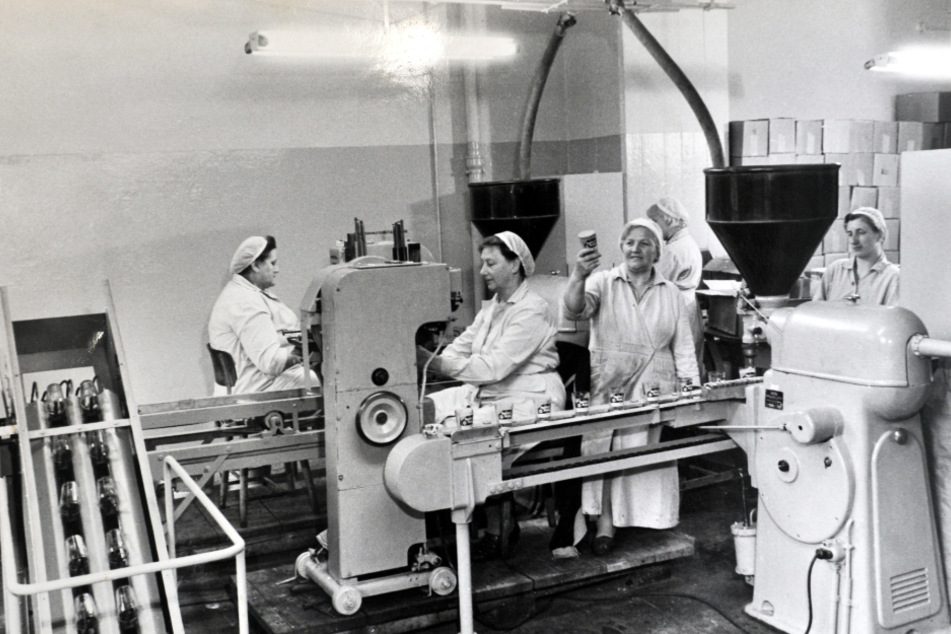 Die Produktion um 1960.