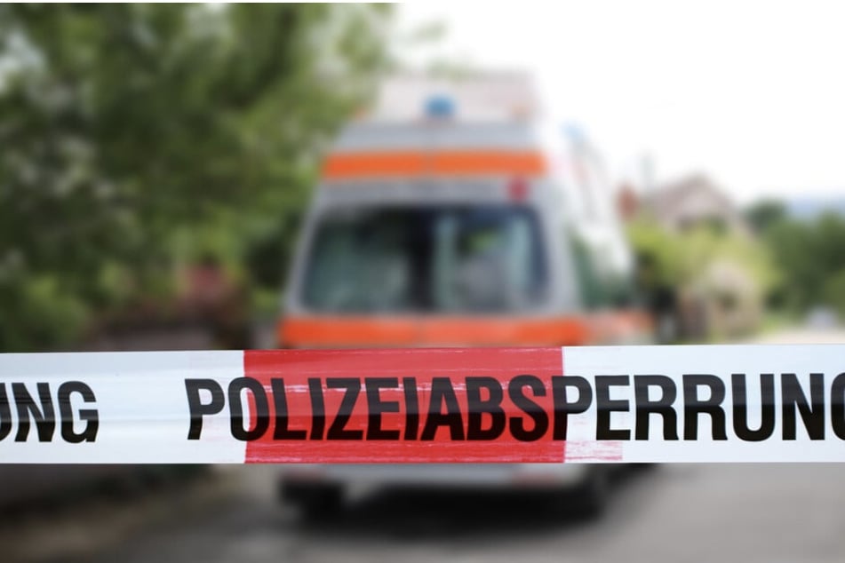 Auto fährt von Rasthof in falsche Richtung: Fünf Schwerverletzte bei Unfall im Salzlandkreis
