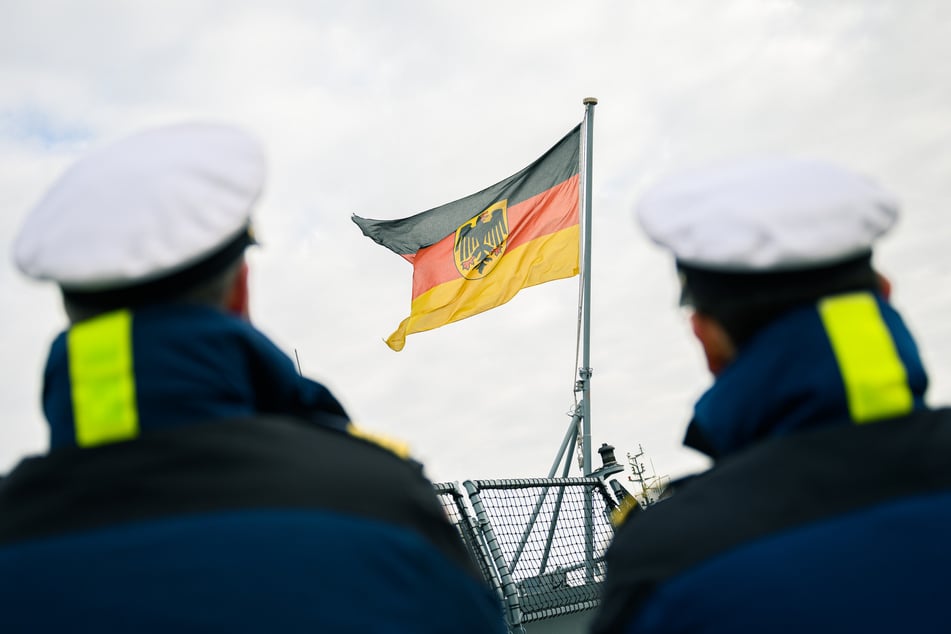 Drei Corona-Fälle bei Bundeswehr in Hamburg: Betrieb eingestellt