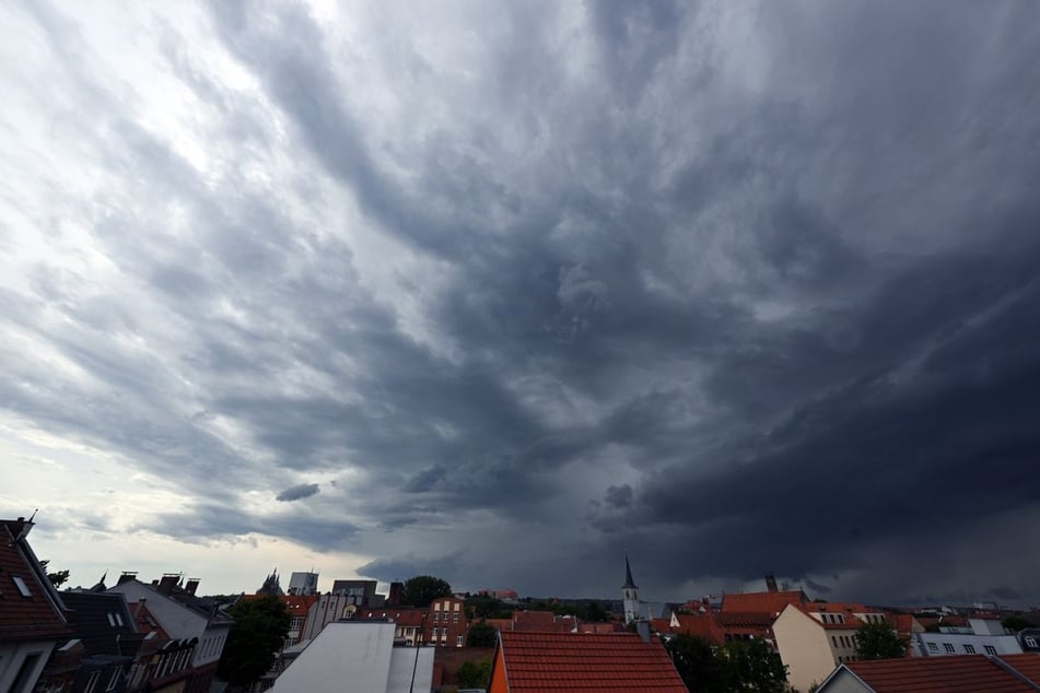 Es wird die nächsten Tage warm, aber stürmisch.