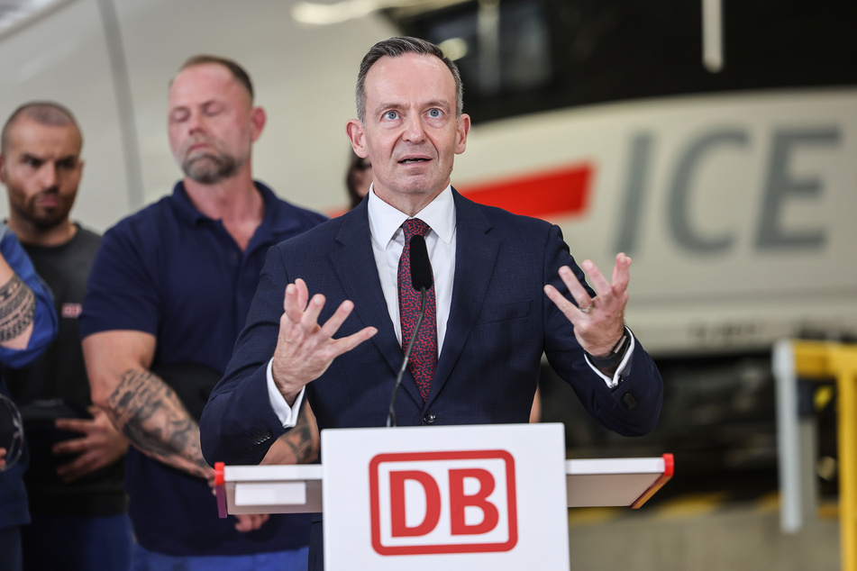 Verkehrsminister Volker Wissing (53, FDP) hatte angekündigt, das Streckennetz der Deutschen Bahn zu modernisieren.