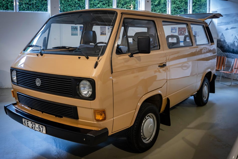 Besser als ein Barkas: Der VW-Transporter T 3 (über 54.000 Ost-Mark) war besonders bei gut laufenden Handwerksbetrieben gefragt.