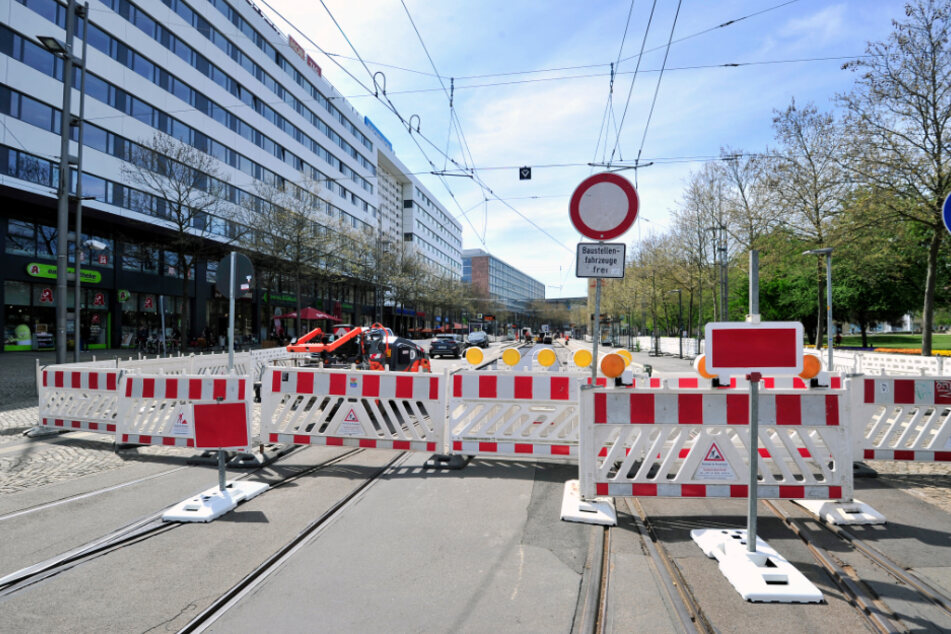 Bis etwa 26. Mai bleibt die Straßenbahntrasse zwischen Brückenstraße und Roter Turm Baustelle.