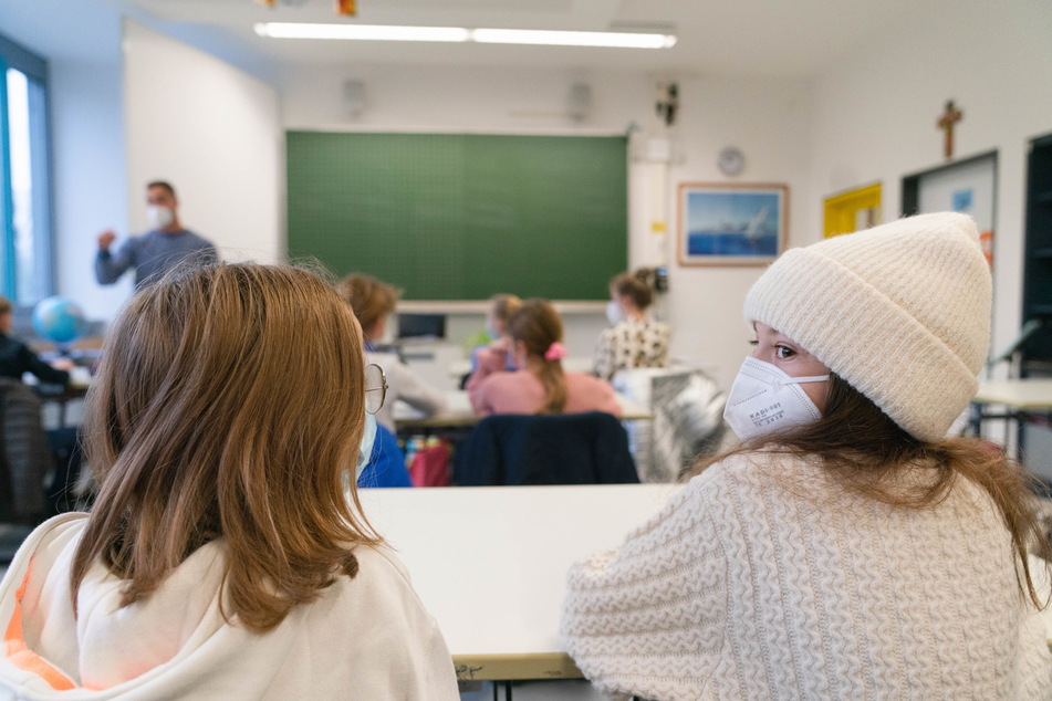 Sachsens Schulen bleiben trotz der dramatischen Lage offen. Das gilt auch für die Kitas und Horte.
