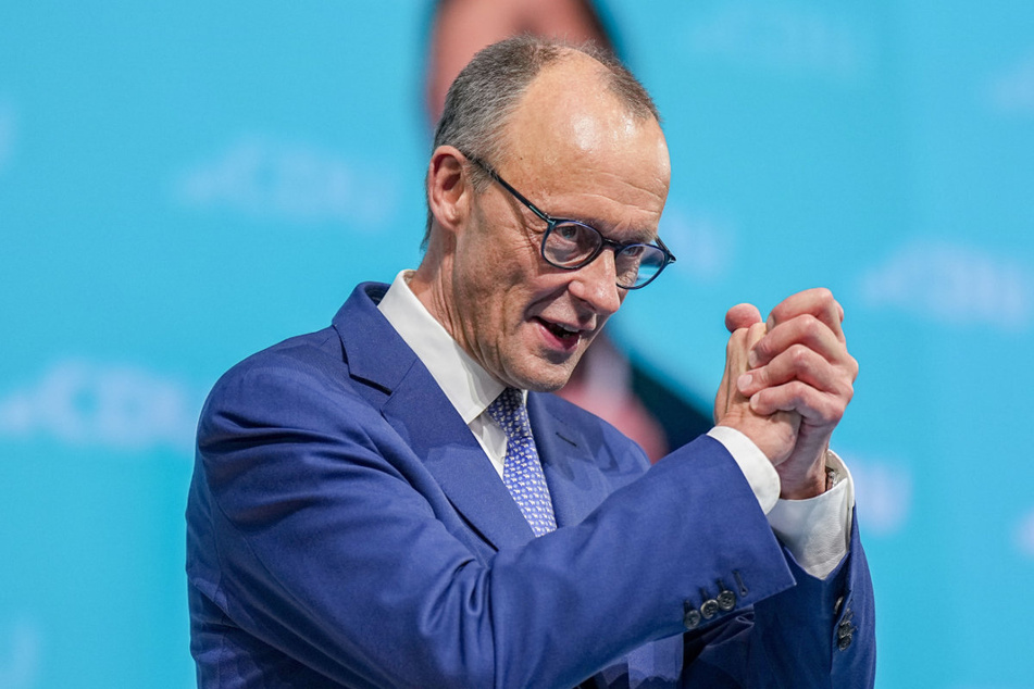 Hat kurz vor der Bundestagswahl einige Bürger gegen sich aufgebracht: Der Kanzlerkandidat der Union, Friedrich Merz (69).