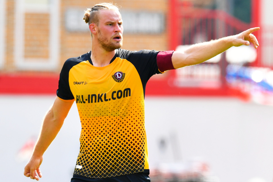 Sebastian Mai führte Dynamo in der ersten Halbzeit als Kapitän aufs Feld.