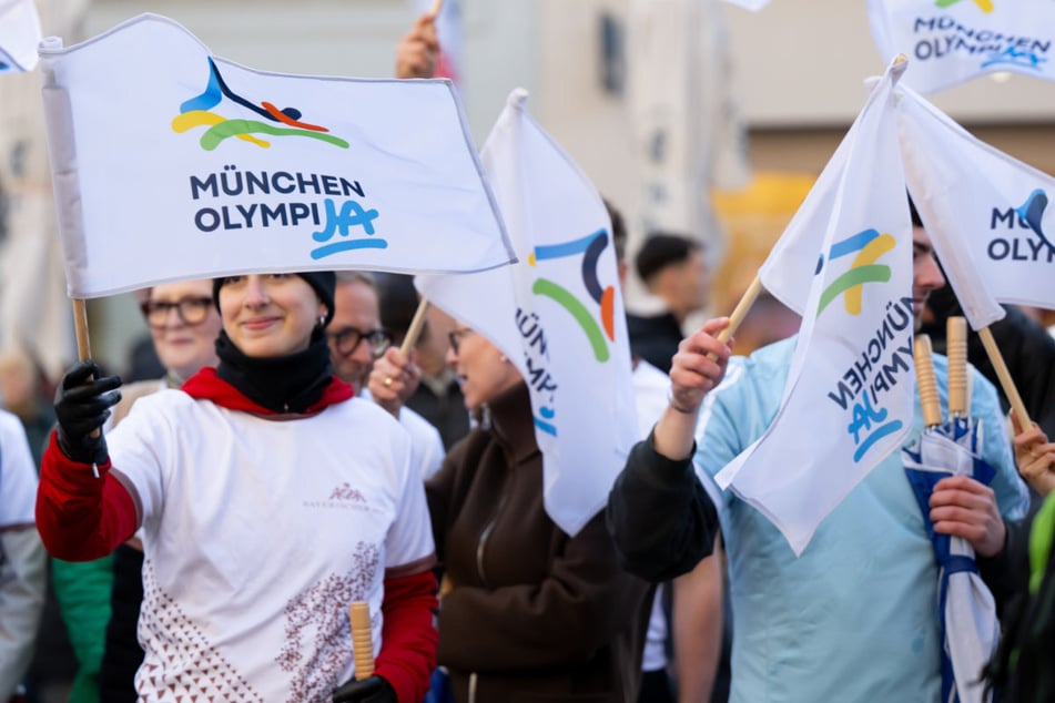 Befürworter einer Olympiabewerbung mussten an einer Kundgebung auf dem Marienplatz auf den Oberbürgermeister verzichten.