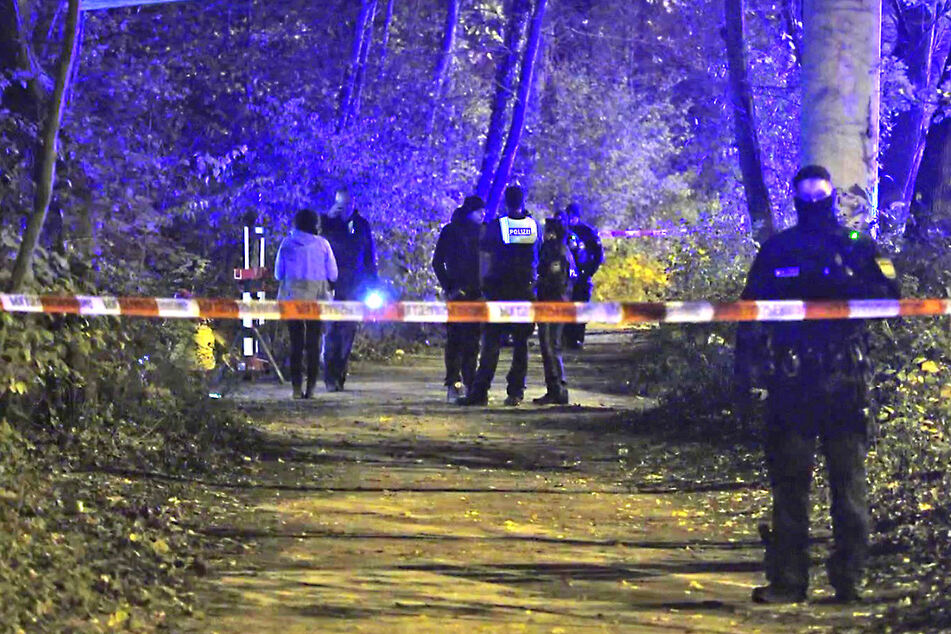 München: Schreckliche Szenen in München: Mann verbrennt im Englischen Garten - war es Mord?