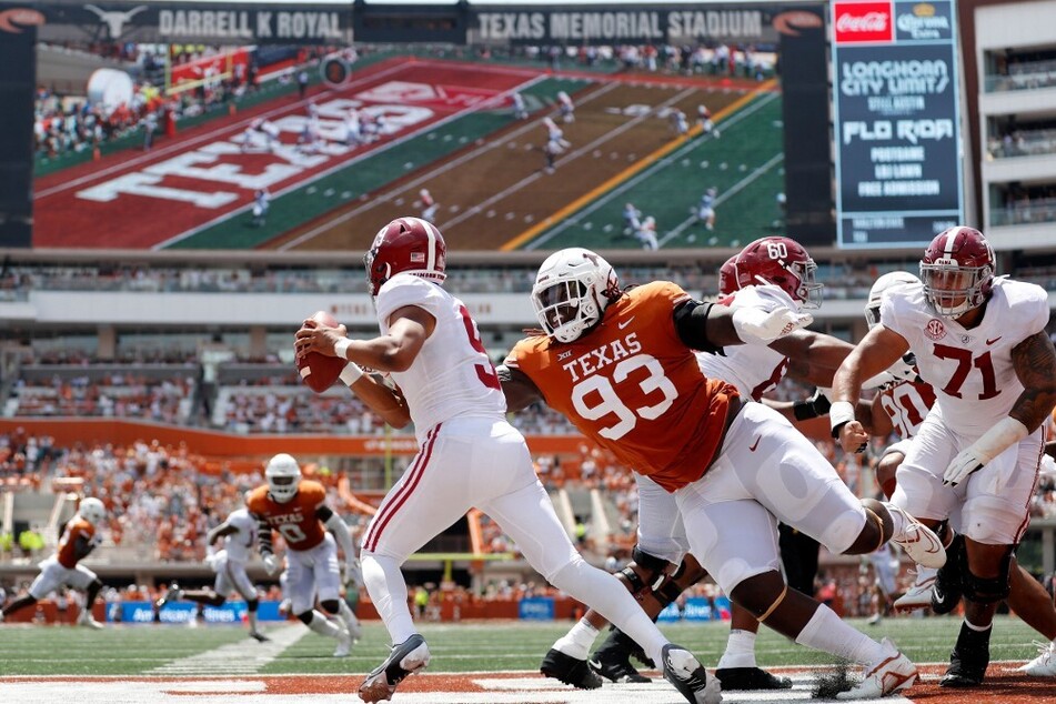 The Texas Longhorns will be looking for revenge after narrowly losing the matchup with Alabama last season.