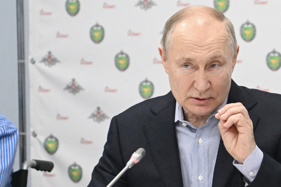 Vladimir Putin vows Russia will "intensify" attacks on Ukraine