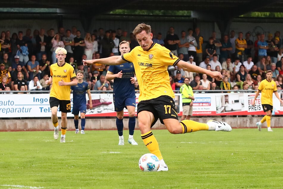 Aljaz Casar (25) steht vor einem Wechsel zum MSV Duisburg.