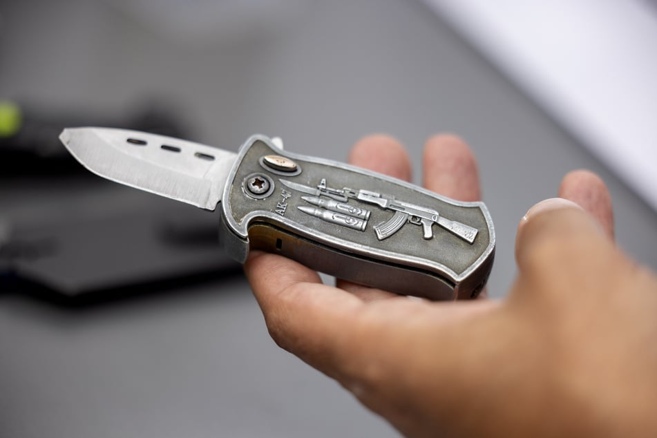 Die Zahl von Attacken mit Stichwaffen ist in Nordrhein-Westfalen gestiegen. (Symbolfoto)