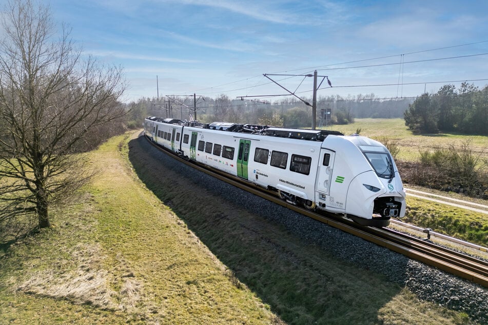 Der Siemens Mireo ist seit einigen Tagen zwischen Halle und Zwickau unterwegs. Mit den Zügen wird eine neue Bahn-Ära eingeläutet.