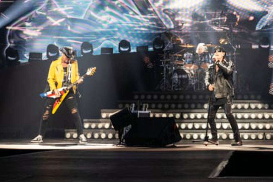 Hardrock lebt! Scorpions werden bei Konzert in Heimat gefeiert