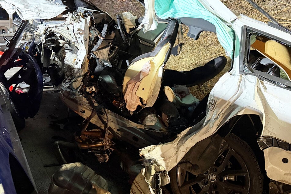 Schrecklicher Massencrash auf Bundesstraße - Kleinkind unter den Todesopfern