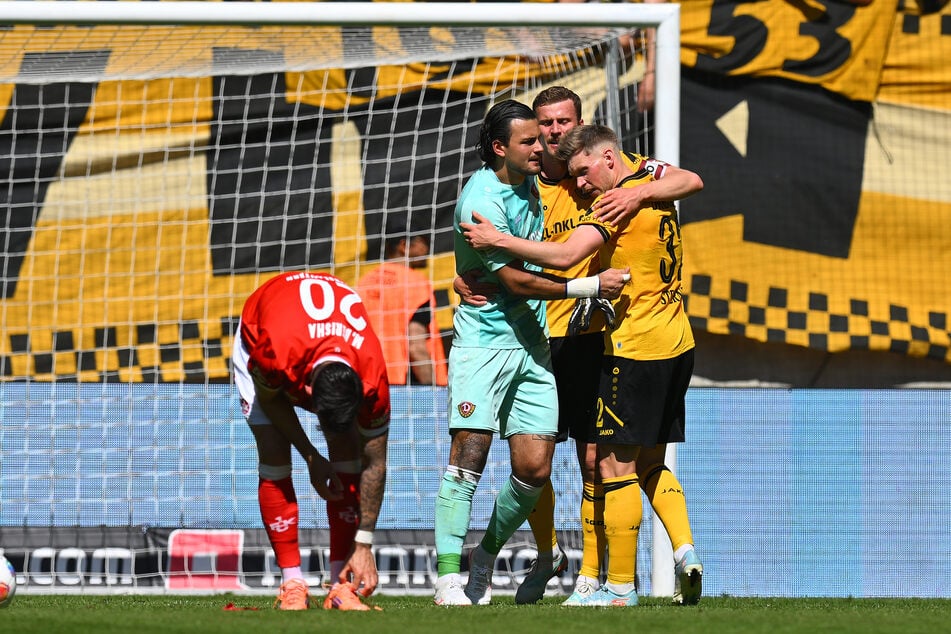 Der Zusammenhalt im Lager der Schwarz-Gelben ist greifbar, das ganze Team zieht an einem Strang.