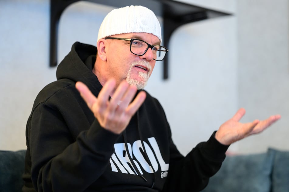 Dj Ötzi gesteht: "Habe 17 Jahre meiner Karriere durchgearbeitet"