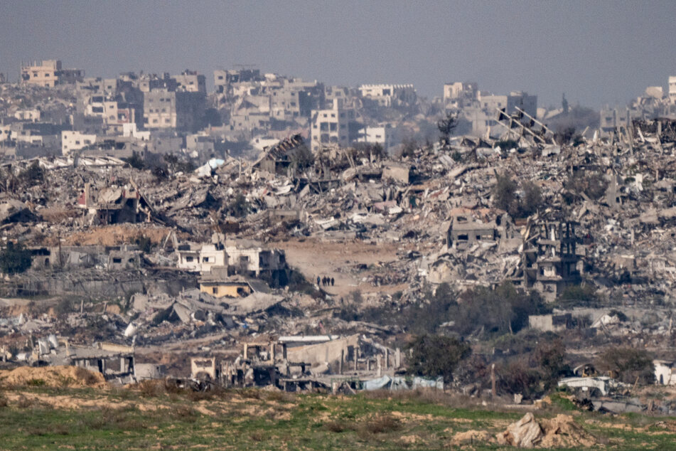 Die zum Teil in Trümmern liegende israelische Stadt Sderot nahe des Gazastreifens.