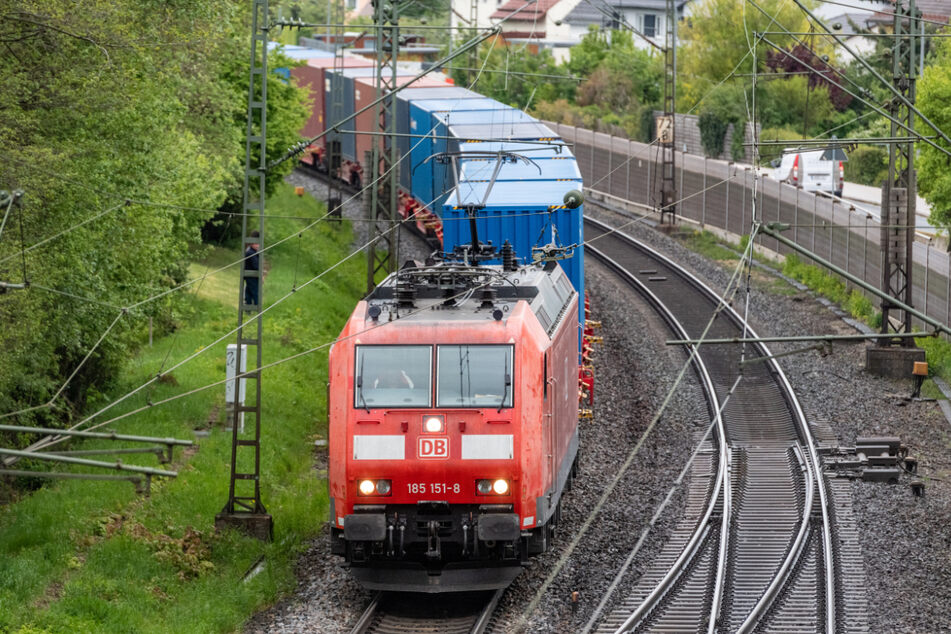 Der Mann war mit seinem Zug von Harburg bis Heilbronn gefahren. (Symbolbild)