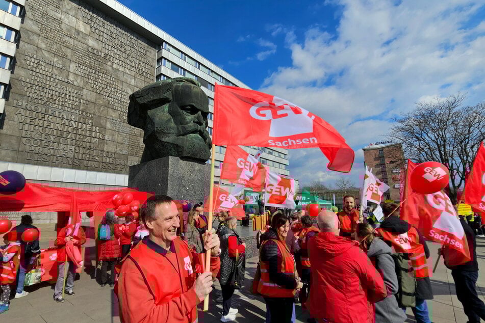 Im Frühjahr hatte die Bildungsgewerkschaft GEW zu Streiks (hier in Chemnitz) gegen die Überlastung aufgerufen.
