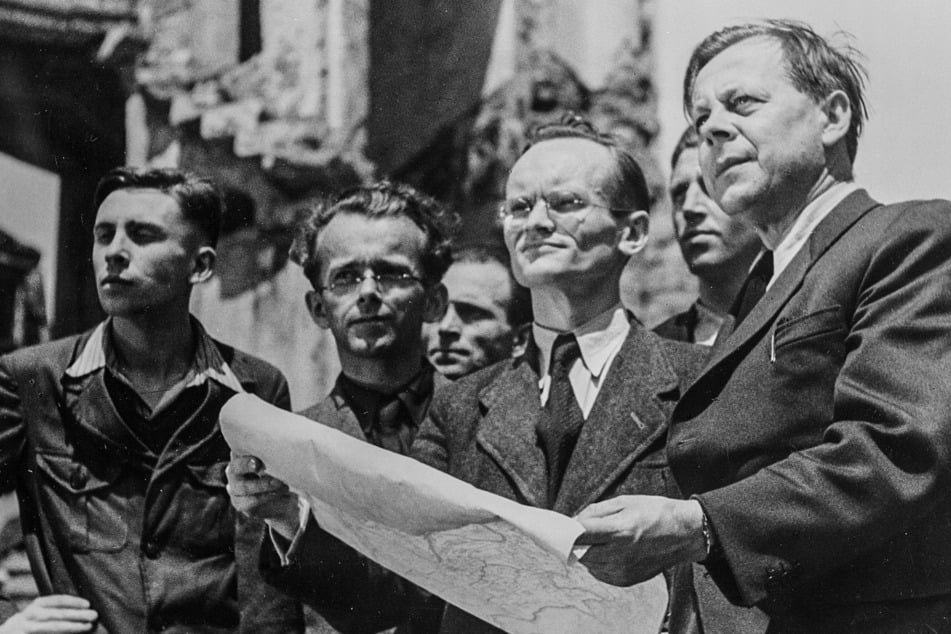 In der Amtszeit von Oberbürgermeister Walter Weidauer (1899-1986) kam das Thema "Kohlebohrung" auf die Tagesordnung.