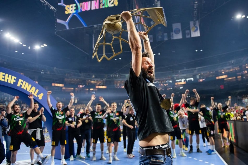 SCM-Trainer Bennet Wiegert (43) glaubt an das Happy End einer bislang titellosen Saison. (Archivfoto)