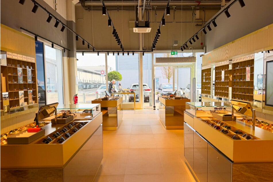 Neueröffnung im Outlet-Center sorgt für großen Andrang