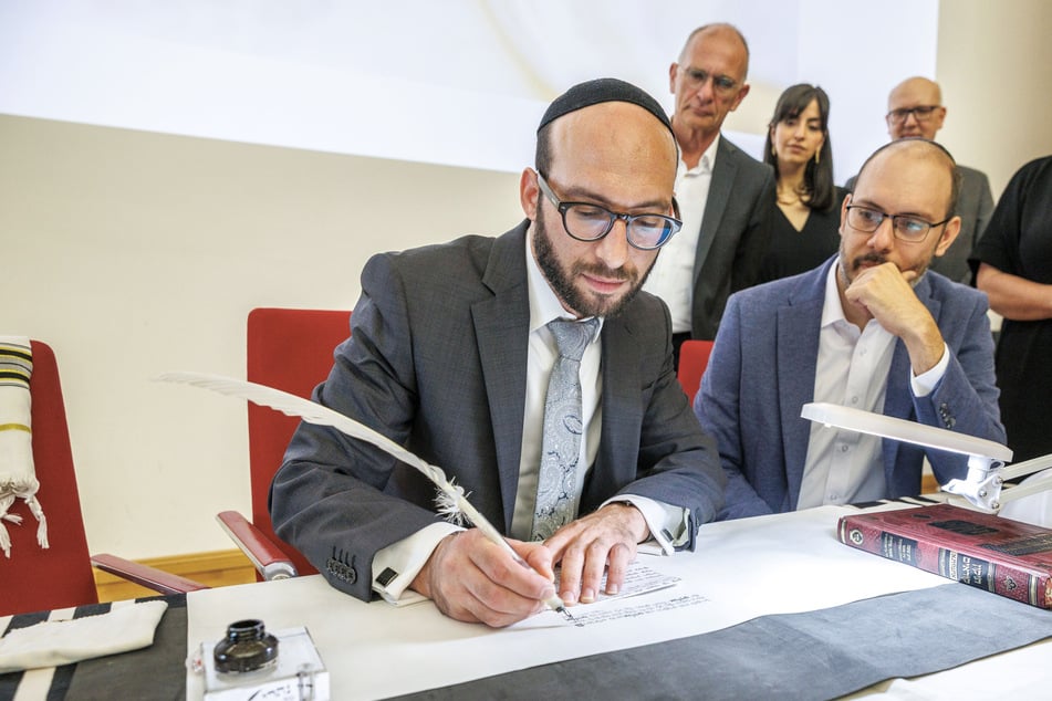 Dresden: Jüdische Kultusgemeinde im Stadtmuseum: Eine Torah für Dresden