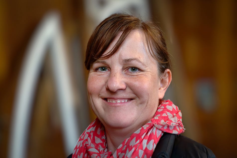 Tina Graban (41) arbeitet beim Bauamt der Stadt und betreute den Fenstertausch als Projektleiterin.
