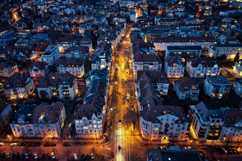 Himmelsbeobachtungen in Leipzig sind nicht so einfach, denn die Stadt ist auch nachts sehr hell.