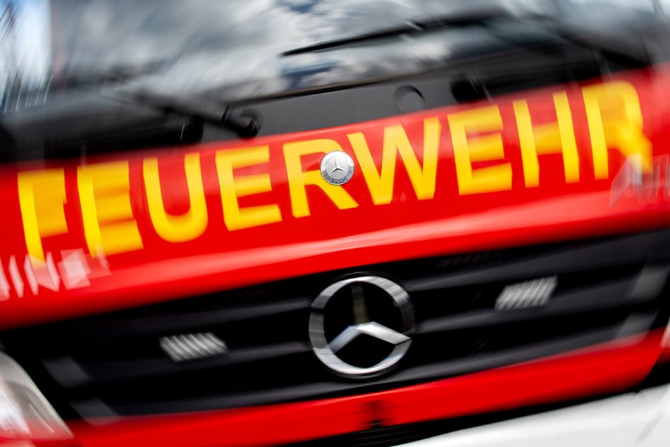Trotz des schnellen Eingreifens der Feuerwehr konnte der Hausbewohner nicht mehr gerettet werden. (Symbolbild)